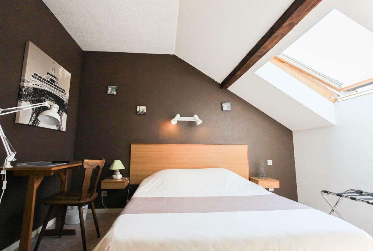Hotel Restaurant De La Poste Mulhouse Ottmarsheim Bantzenheim Dış mekan fotoğraf